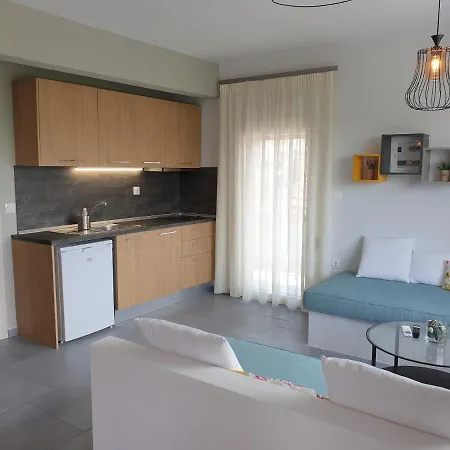 Notos Apartment *